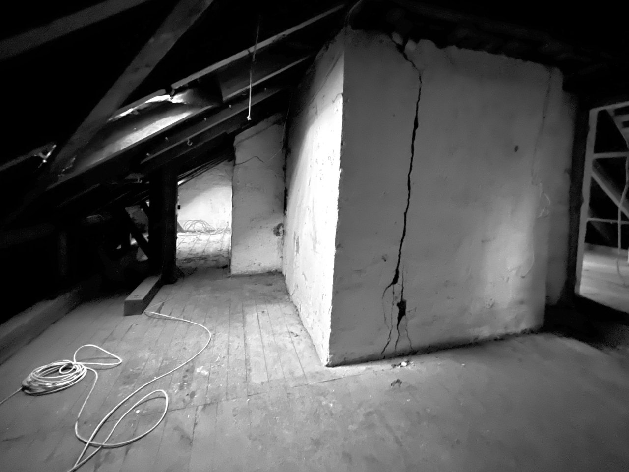 Reiheneck-Zweifamilienhaus