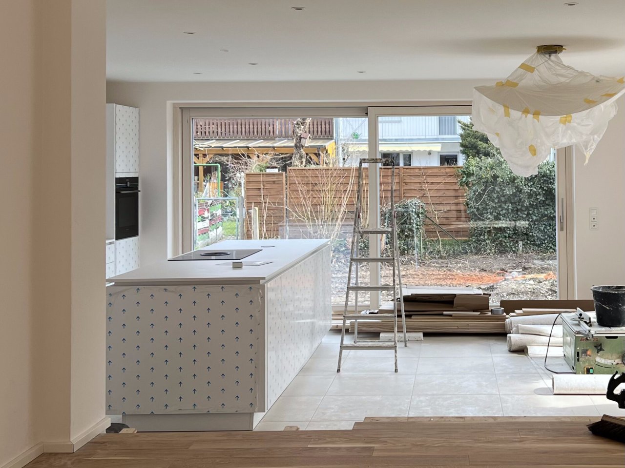 Reiheneck-Zweifamilienhaus